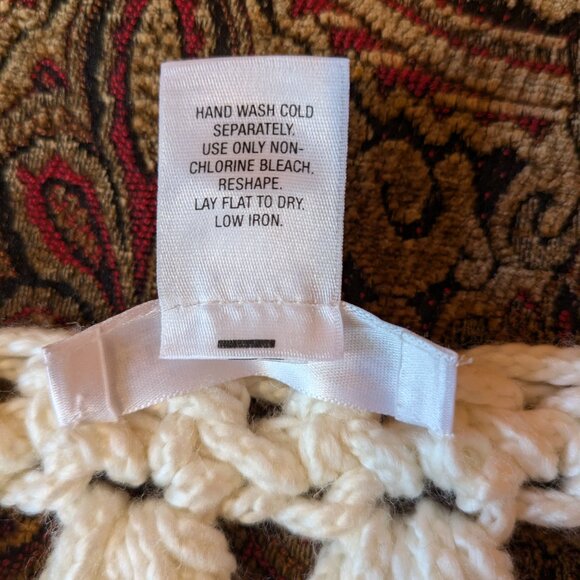 Crochet White House Black Market Vest - Picture 4 of 11